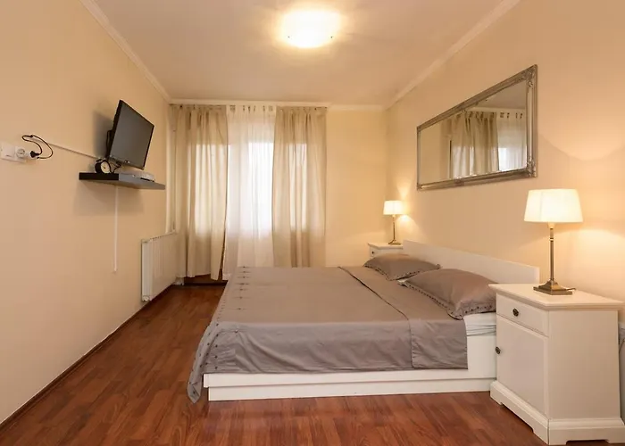 Cozy With Private Garden & Easy Parking Rovinj
